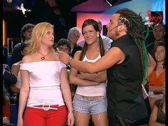 Spanish TV show Vitamina N - Strip game with nude girl and boy